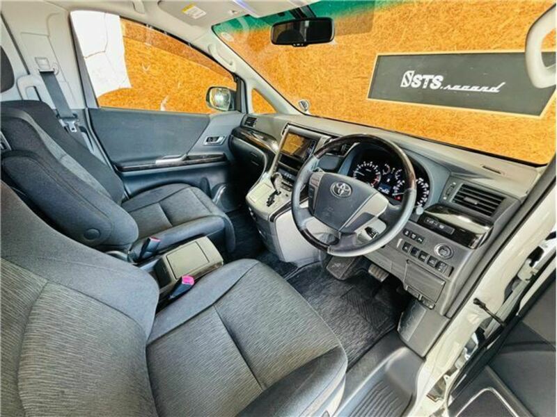 VELLFIRE-34