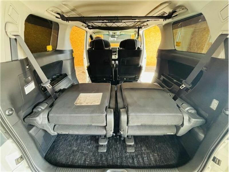 VELLFIRE-38