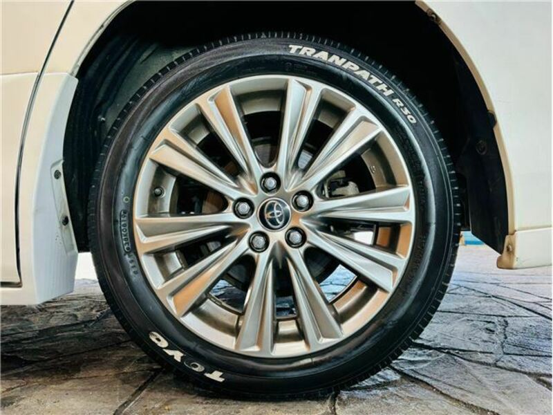 VELLFIRE-41