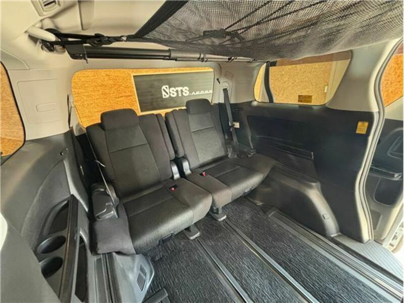 VELLFIRE-47