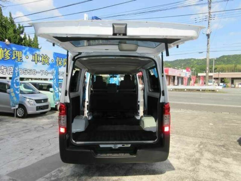 NV350 CARAVAN