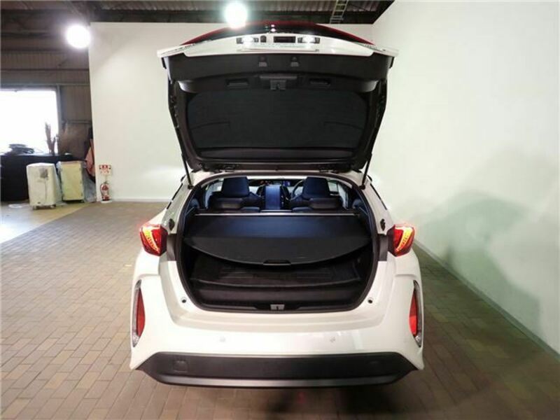 PRIUS PHV-36