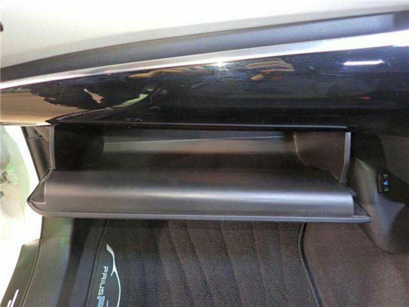 PRIUS PHV-38