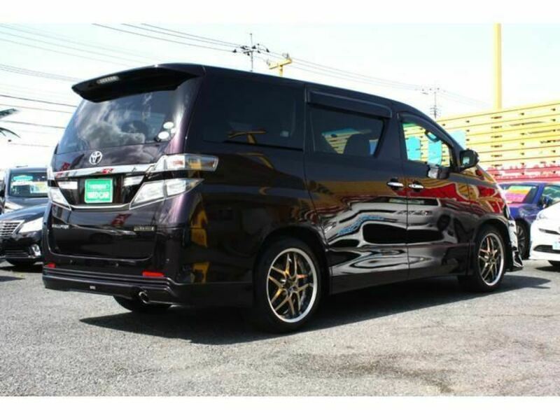 VELLFIRE