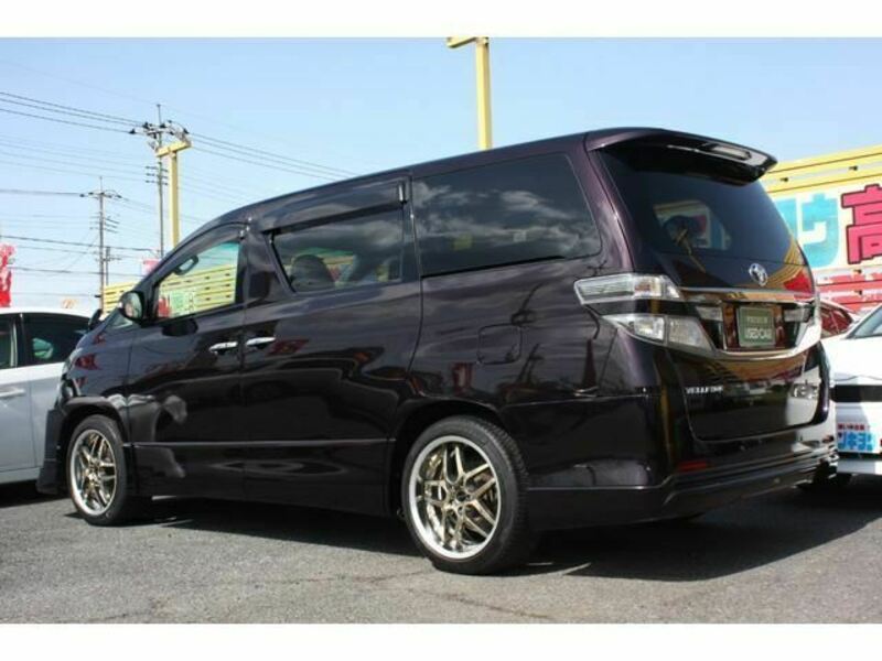 VELLFIRE