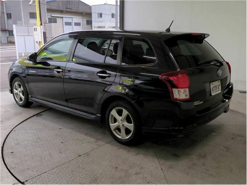 COROLLA FIELDER