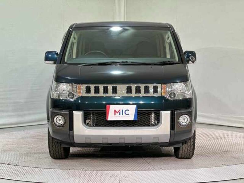 DELICA D5