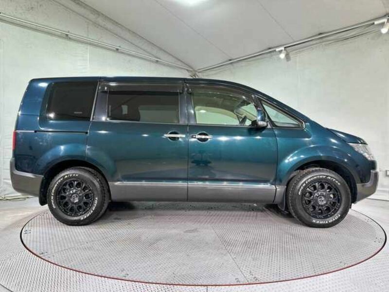 DELICA D5