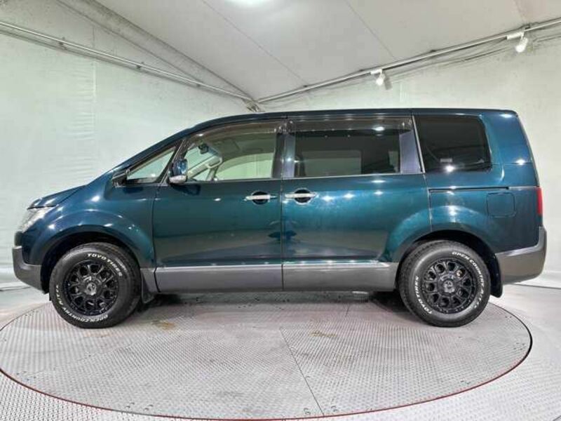 DELICA D5