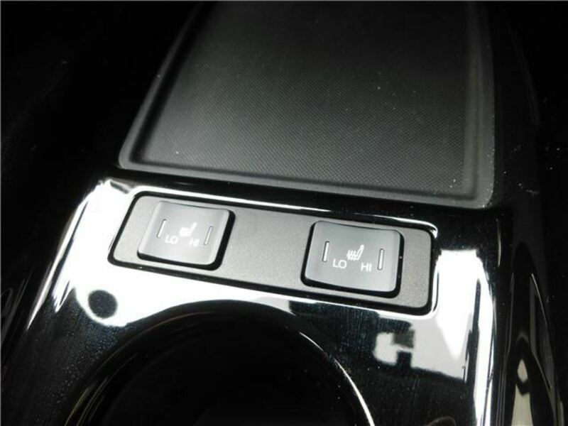 PRIUS PHV-22