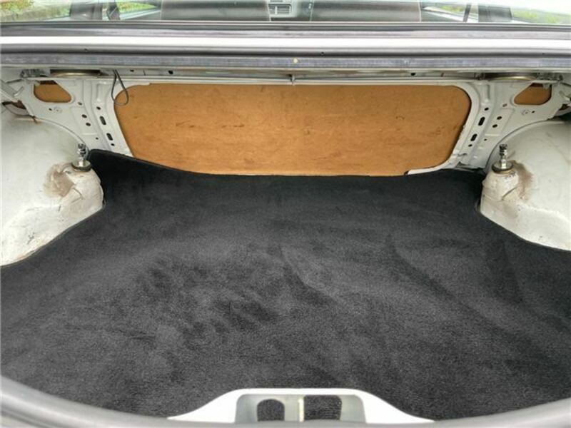 COROLLA LEVIN
