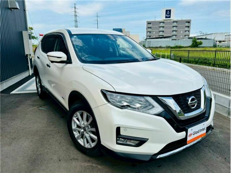 X-TRAIL
