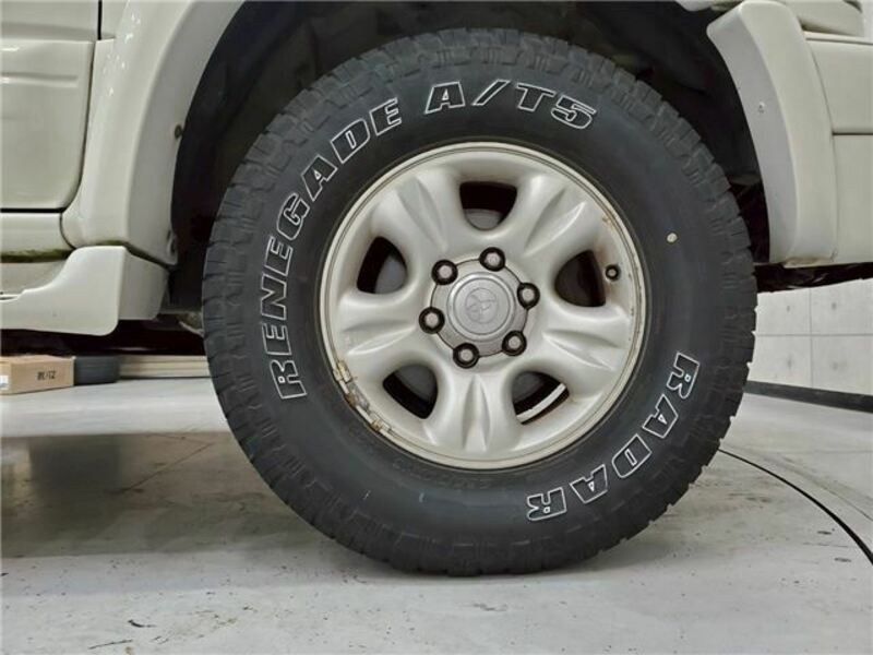 HILUX SURF
