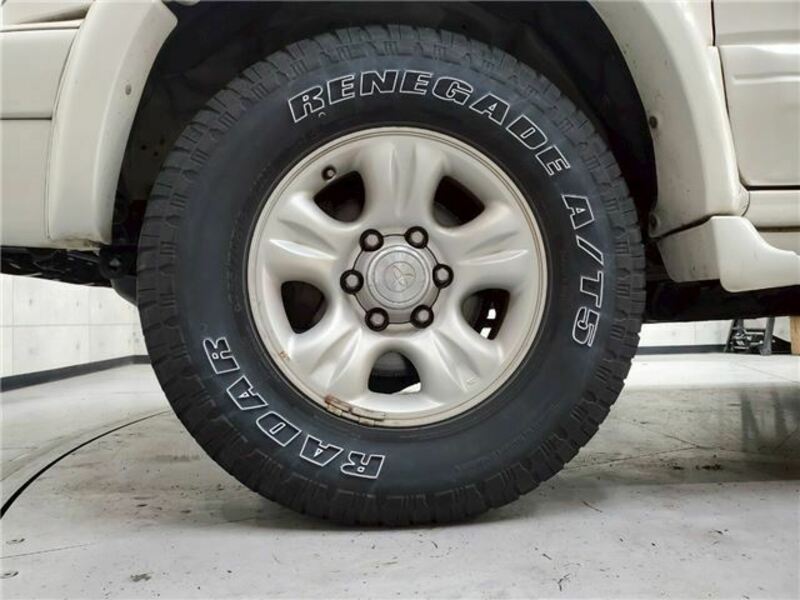 HILUX SURF