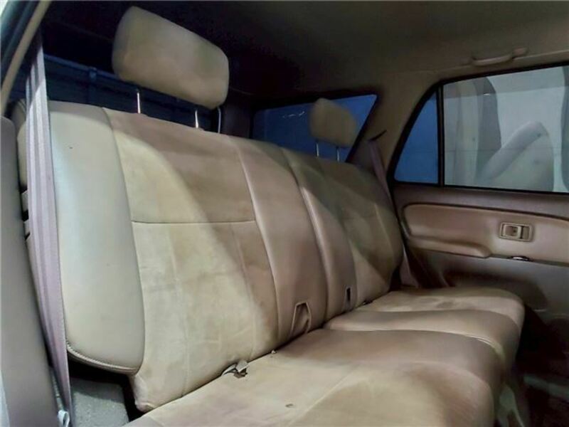 HILUX SURF