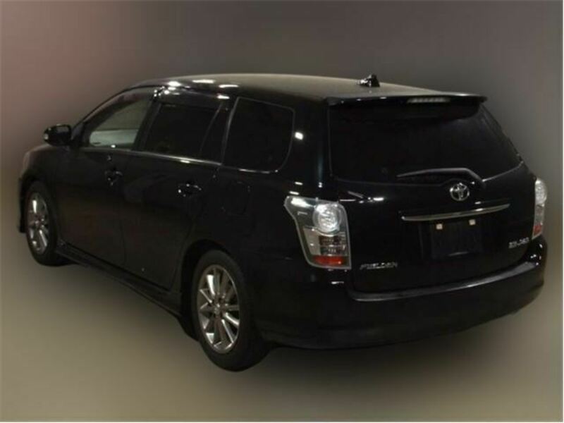 COROLLA FIELDER