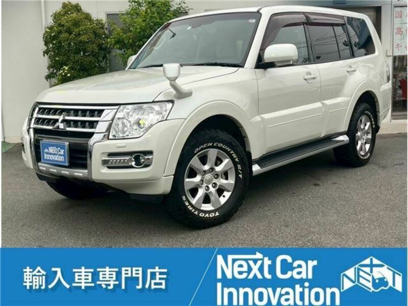 MITSUBISHI PAJERO