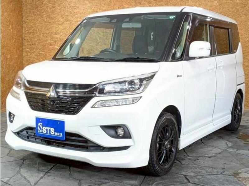 MITSUBISHI DELICA D2
