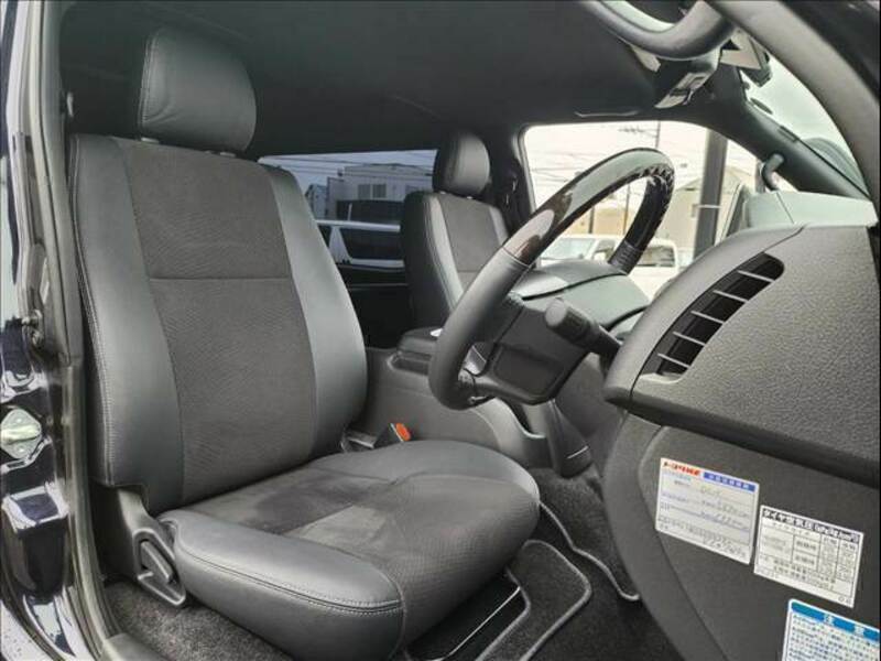 HIACE VAN-6