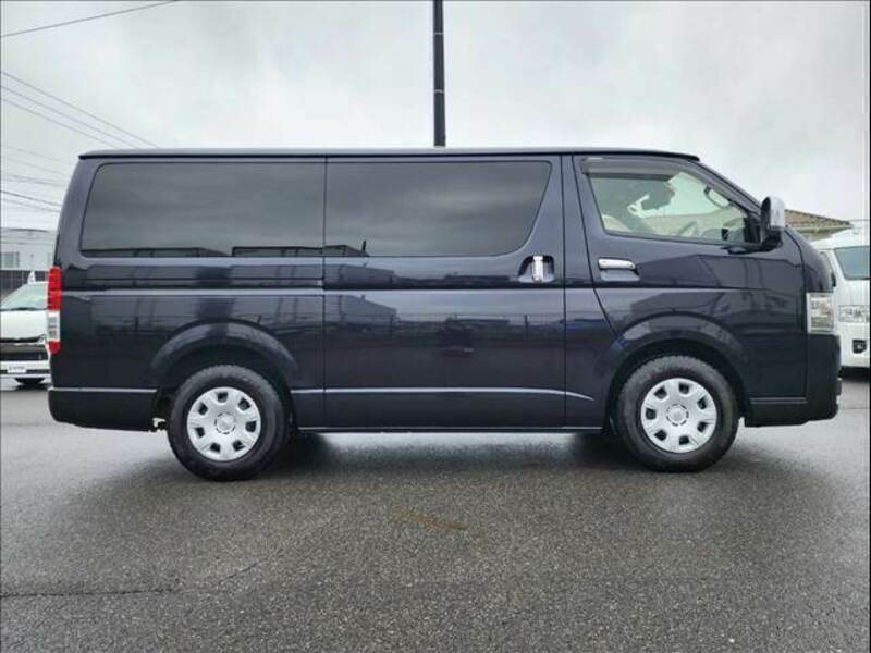 HIACE VAN-12