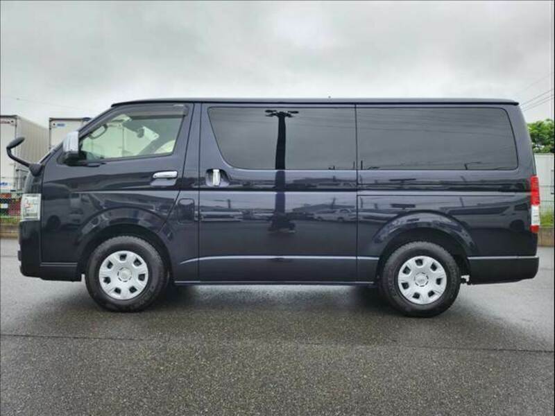 HIACE VAN-13