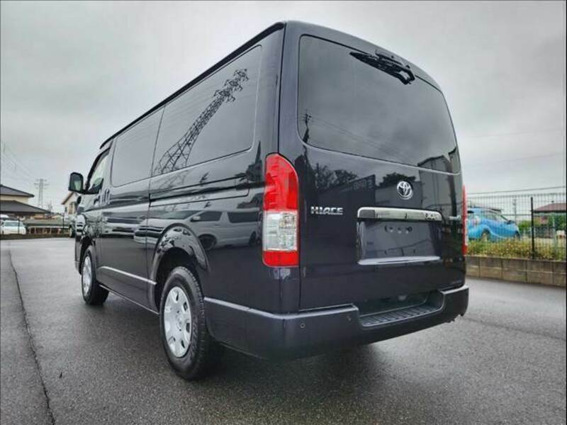 HIACE VAN-15