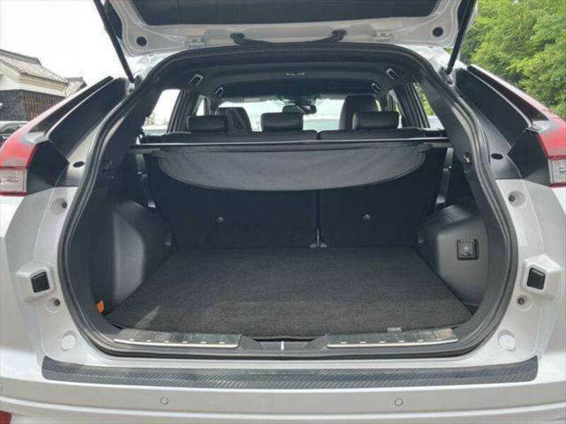 ECLIPSE CROSS