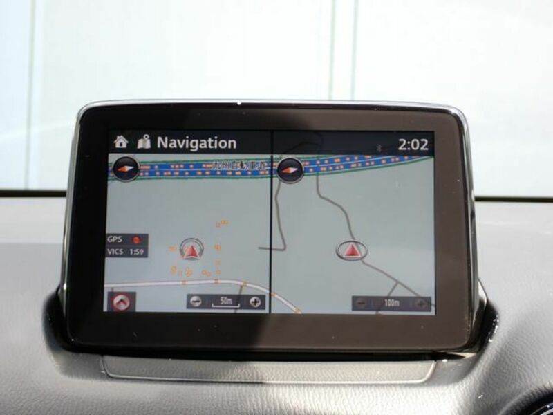 MAZDA2
