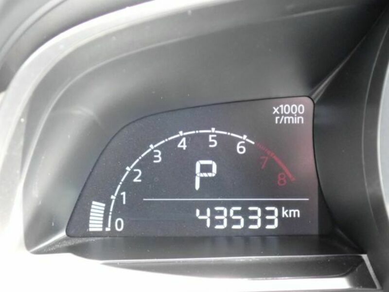 MAZDA2