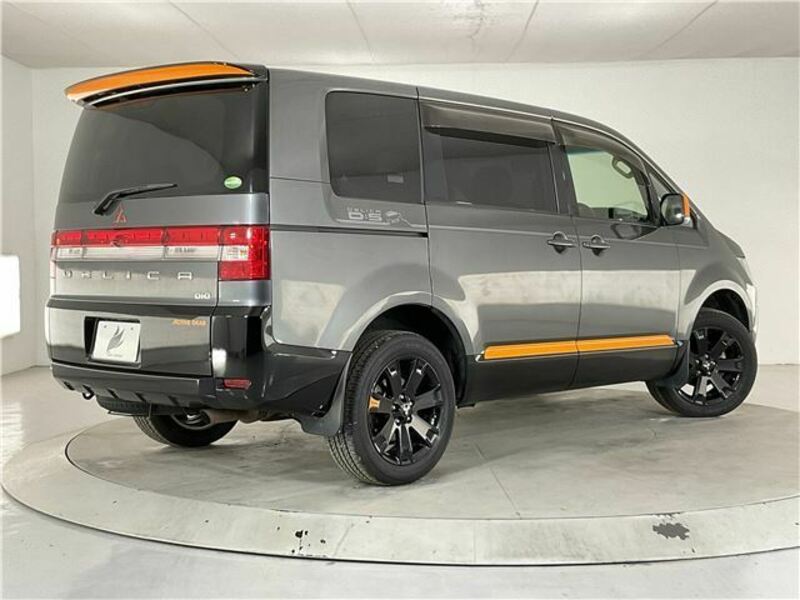 DELICA D5