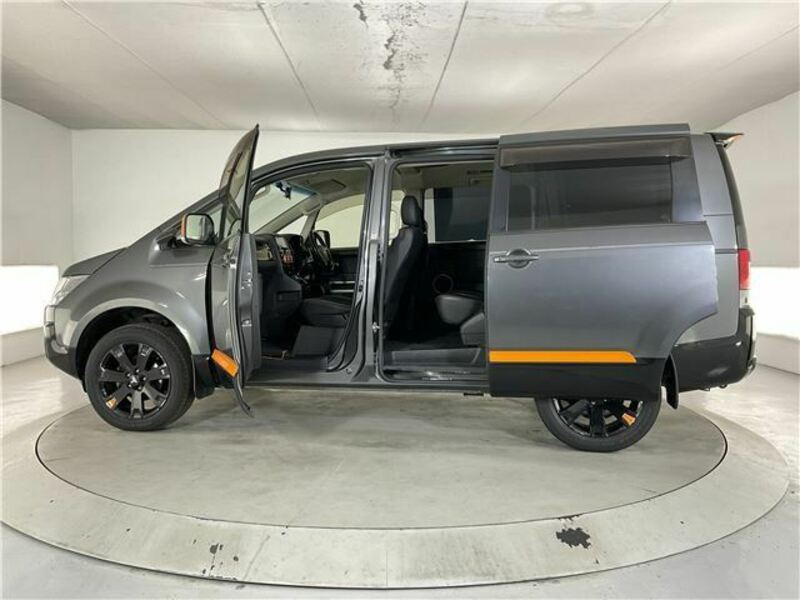DELICA D5