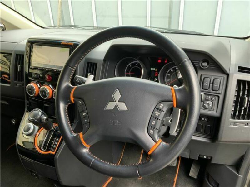 DELICA D5