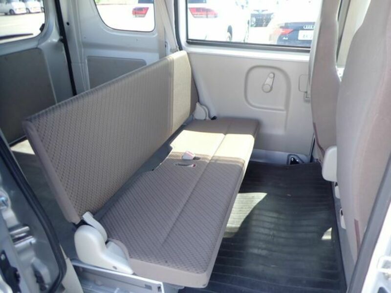 MINICAB VAN