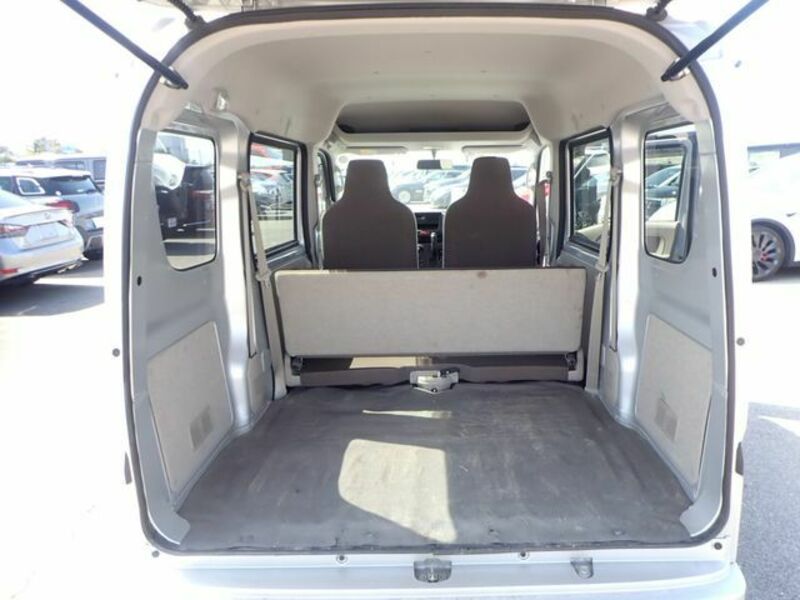 MINICAB VAN