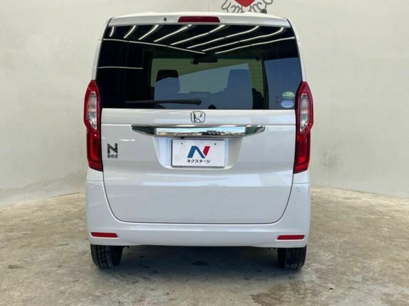 N BOX
