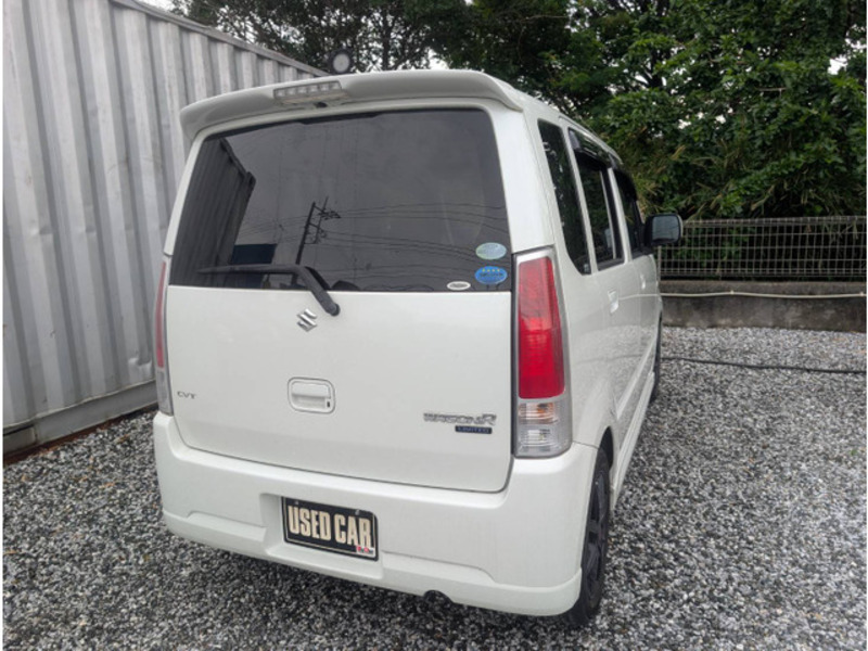 WAGON R-3