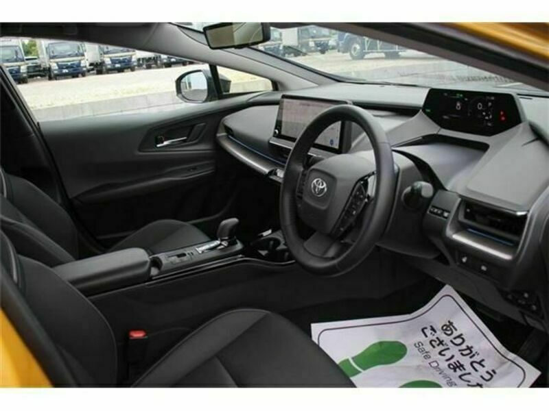 PRIUS PHV
