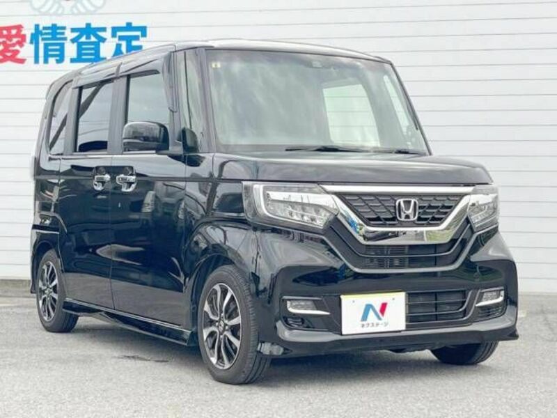 N BOX CUSTOM