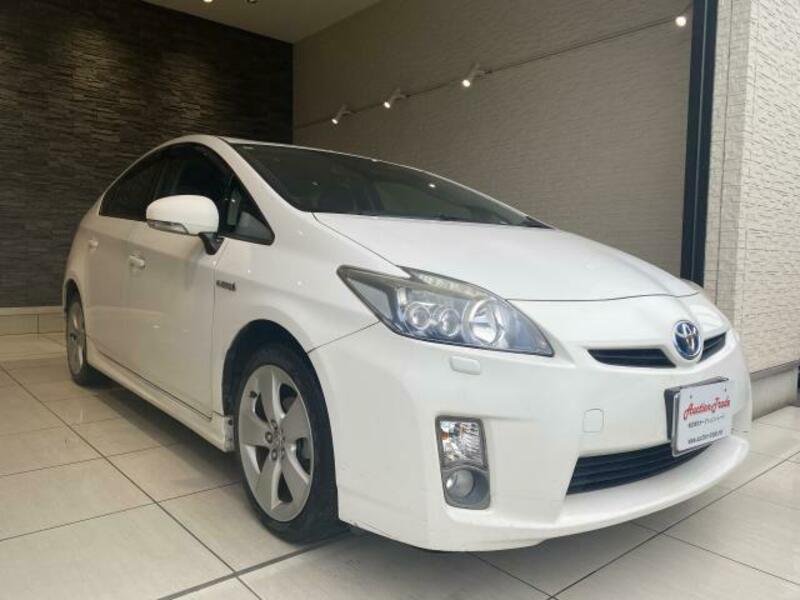 PRIUS-3
