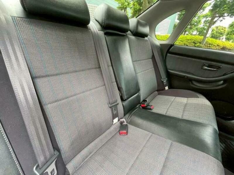 LEGACY B4
