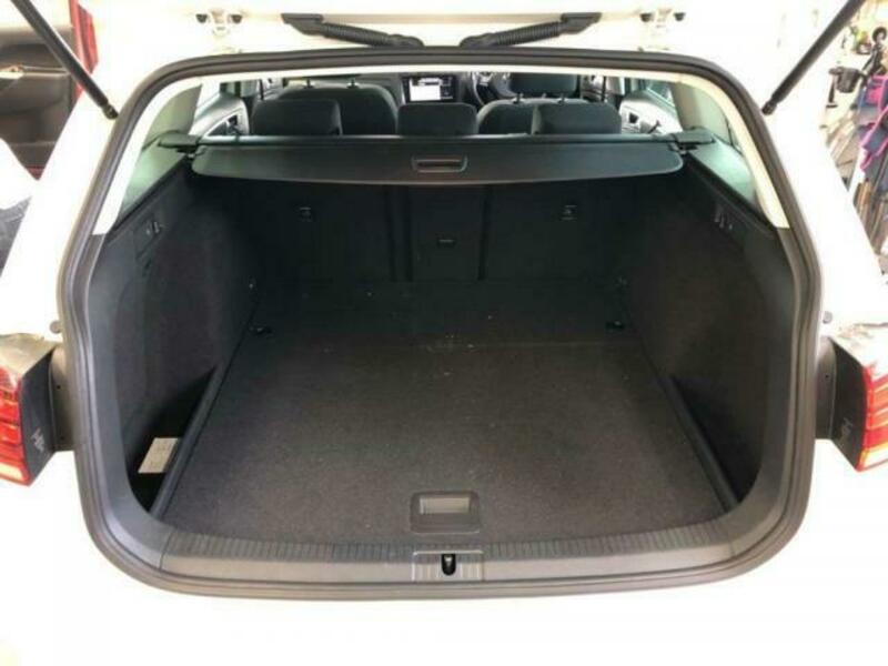 GOLF VARIANT