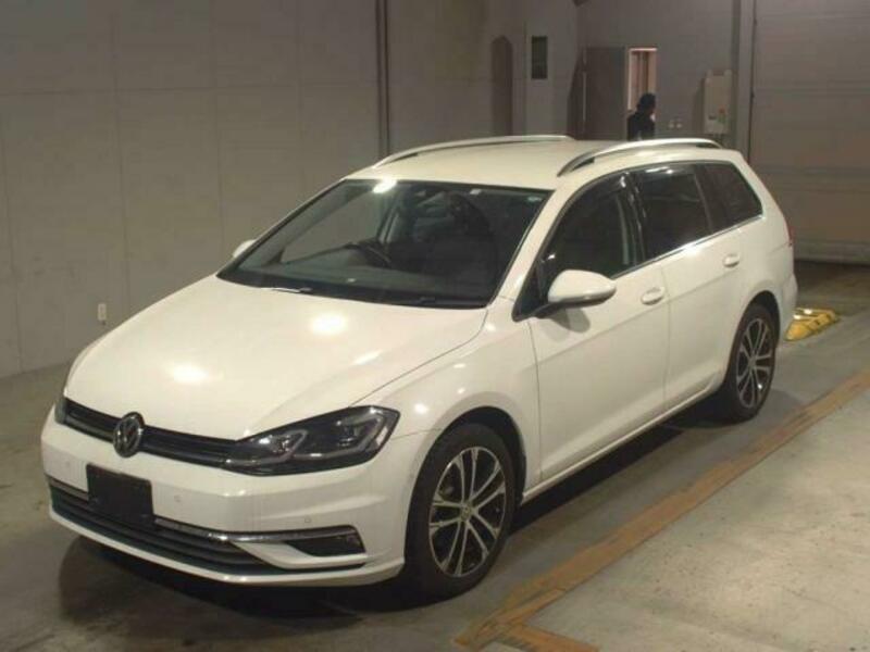 GOLF VARIANT