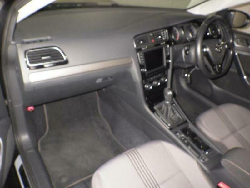 GOLF VARIANT
