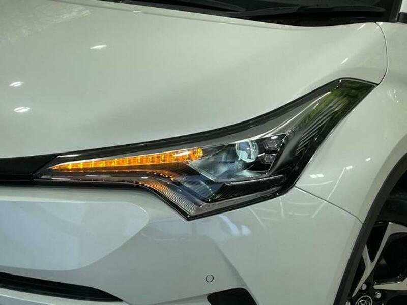 C-HR-7