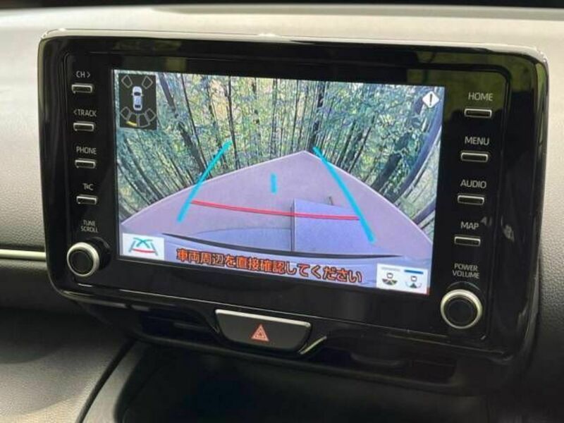 YARIS CROSS