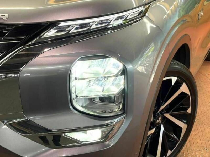 OUTLANDER PHEV