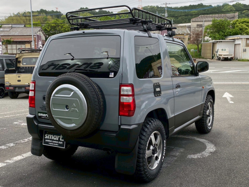 PAJERO MINI