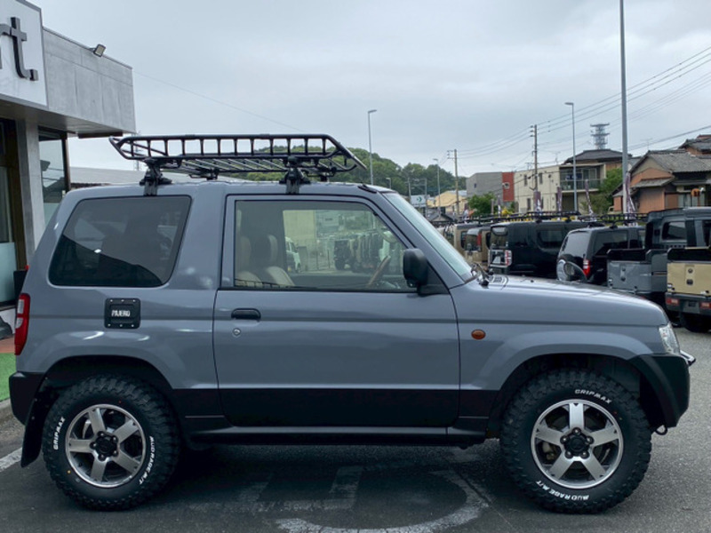 PAJERO MINI