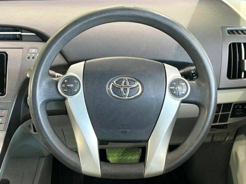 PRIUS-10