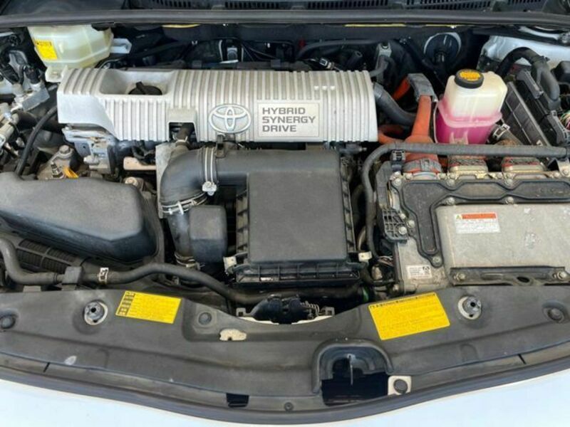 PRIUS-17